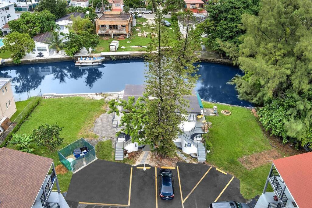 Appartement New Year And Charming Riverfront Stay!