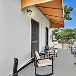 New Year And Holiday Charming Miami Riverfront Stay!