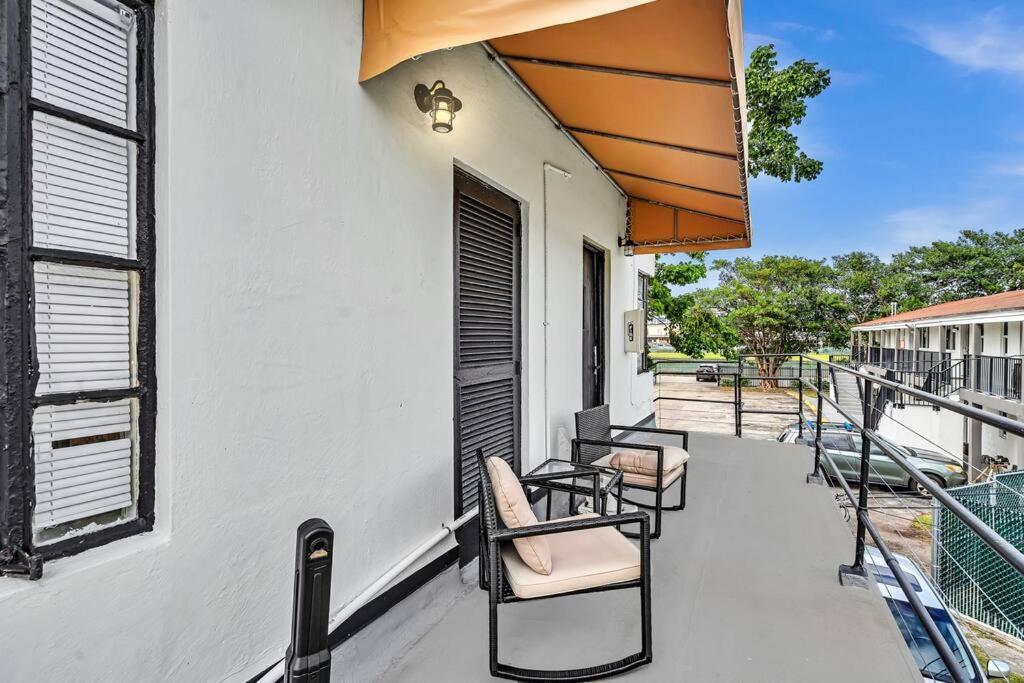 New Year And Charming Riverfront Stay! *